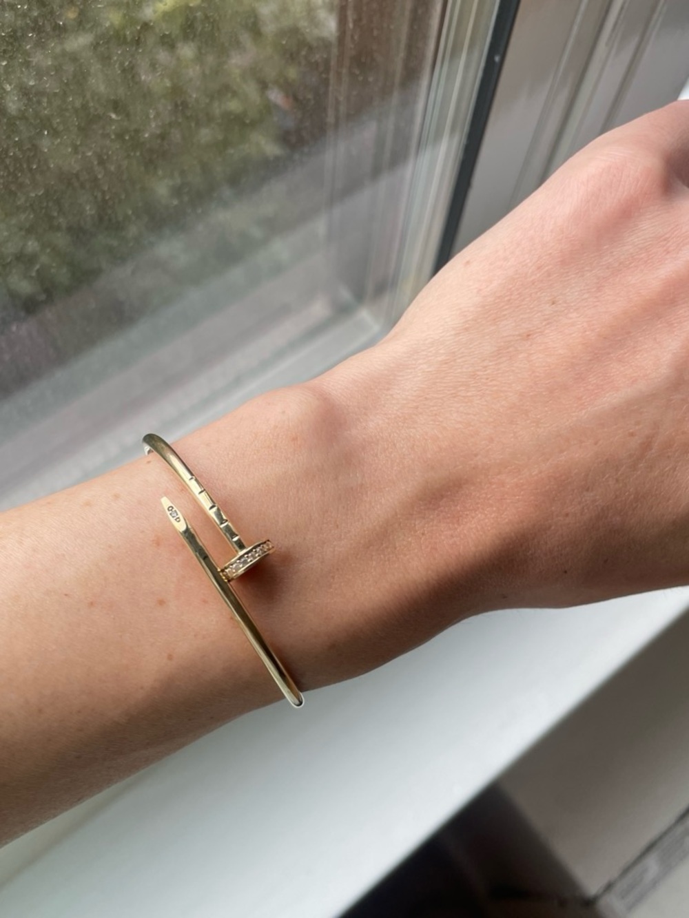 EPF Jewelry 10K gold nail cuff
